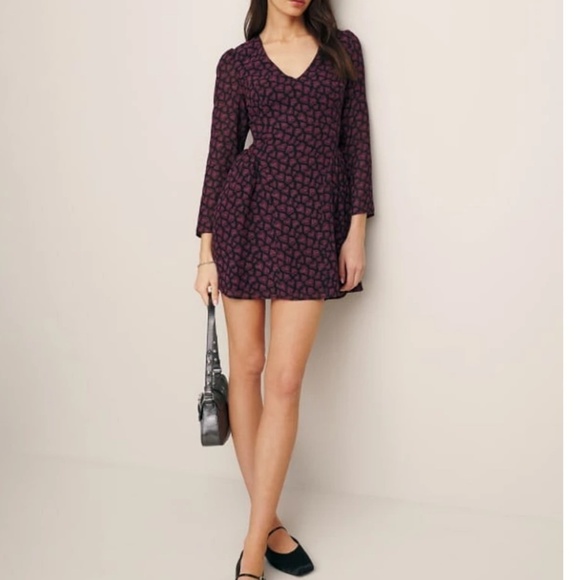 NWT Reformation Tamsin Mini Dress Bon Bon Pink Hearts Motif Long Sleeve Size 12 - Picture 2 of 16